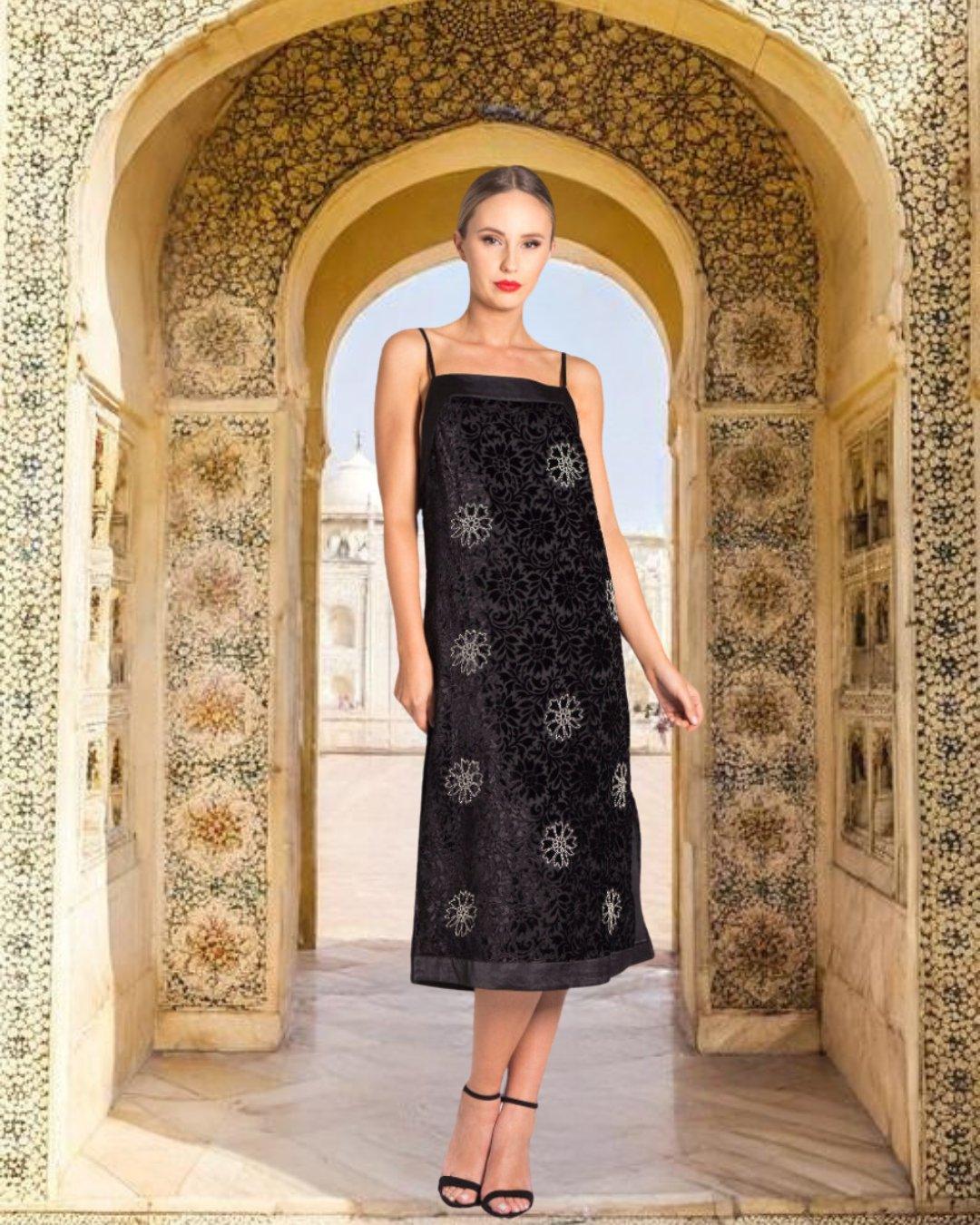 Siyona's Designer Dresses Only 30 per style