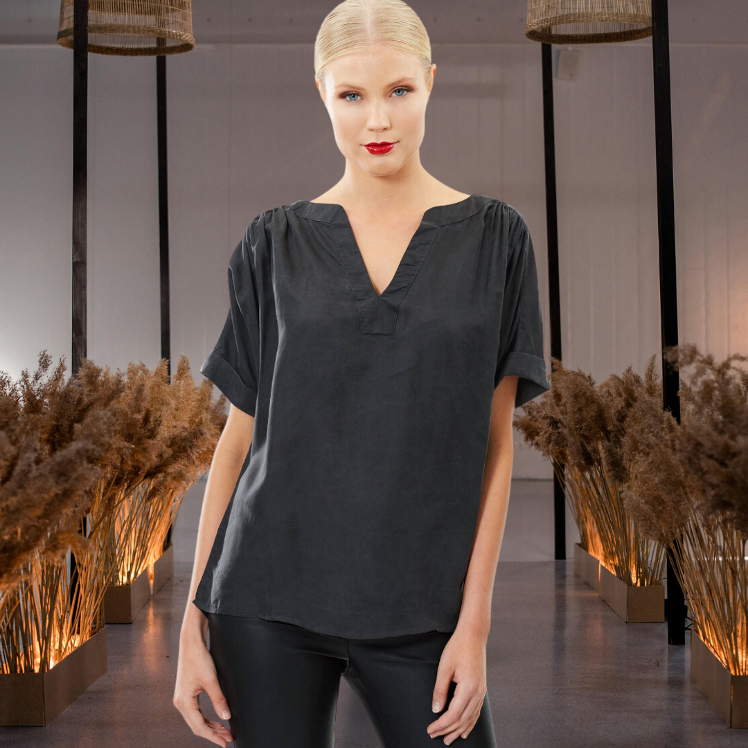 Short-Sleeved Sand-Washed Silk Top